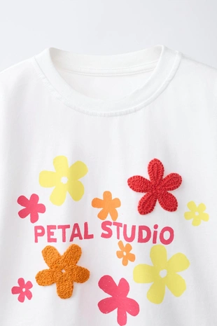 Футболка с цветочным кроше