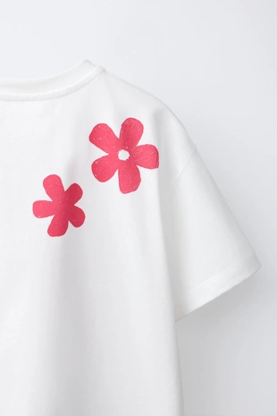 Футболка с цветочным кроше