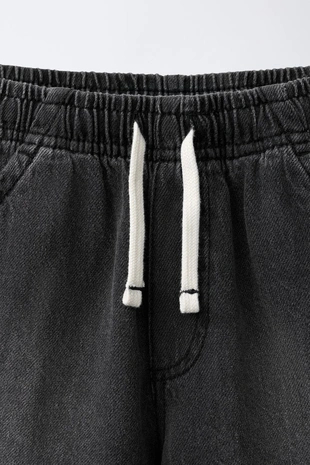 Свободные джинсовые шорты