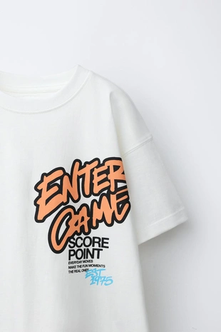 Футболка с принтом граффити