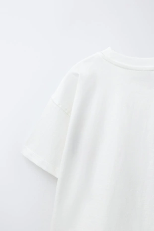 Футболка с принтом граффити