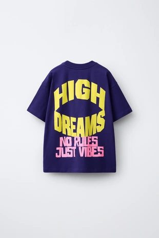 Футболка с рельефным принтом- Заказать в России