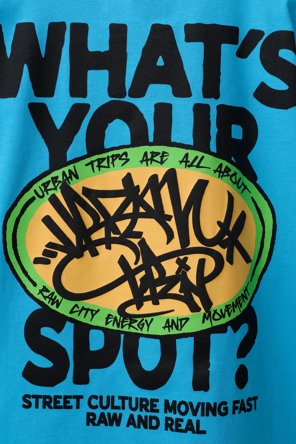 ФУТБОЛКА С ПРИНТОМ ГРАФФИТИ