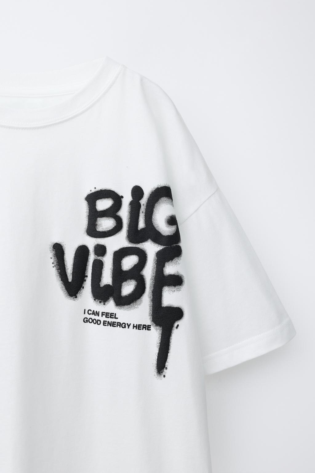 ФУТБОЛКА С ПРИНТОМ ГРАФФИТИ