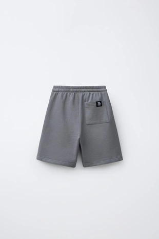 Купить Zara Шорты-бермуды с принтом «граффити»