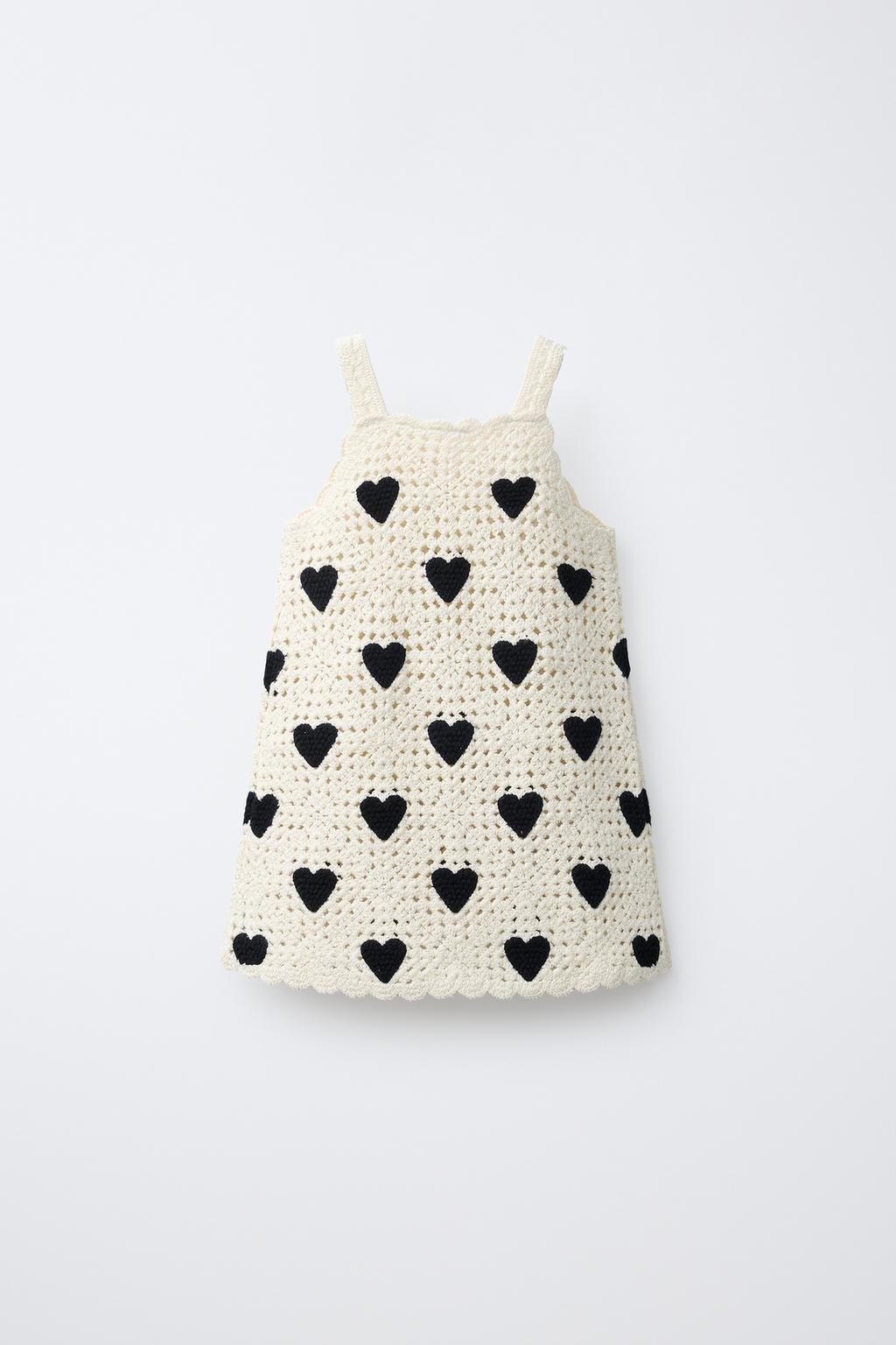 ВЯЗАНОЕ ПЛАТЬЕ ИЗ КРУЖЕВА КРОШЕ С СЕРДЦАМИ