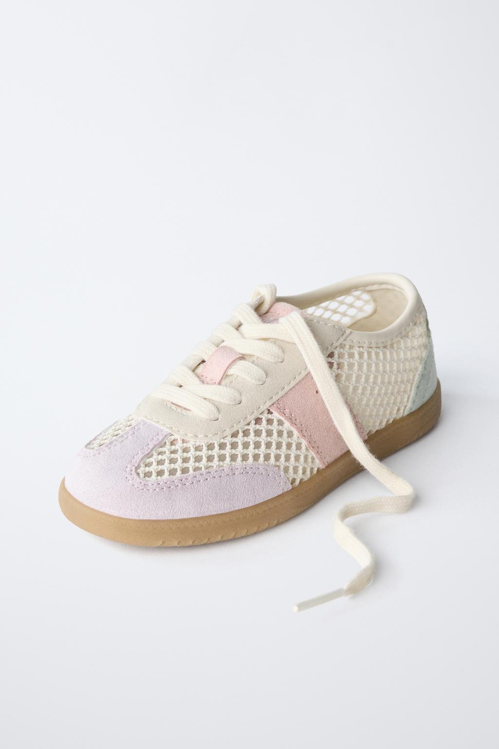 КЕДЫ С СЕТЧАТЫМИ ВСТАВКАМИ