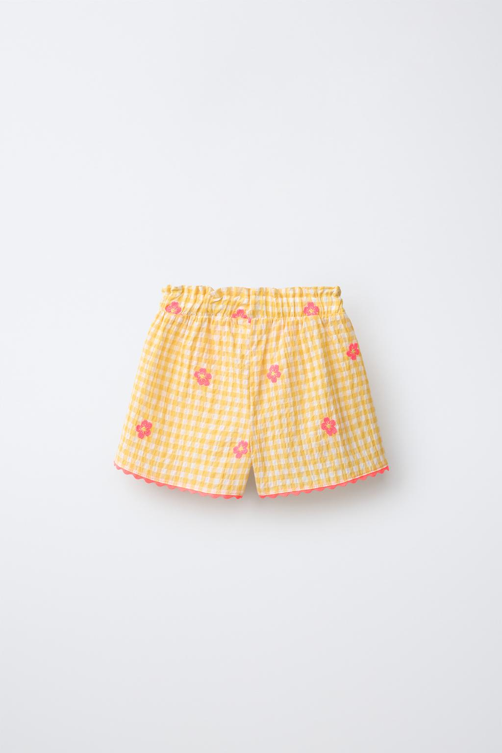 ШОРТЫ В КЛЕТКУ ВИШИ С ВЫШИВКОЙ