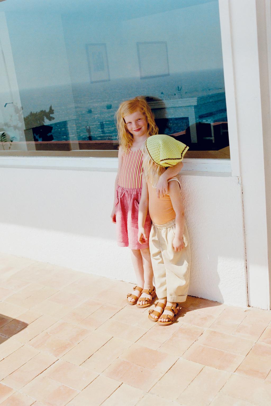 ZARA TIMELESS - ПЛАВКИ С КОНТРАСТНЫМИ ДЕТАЛЯМИ