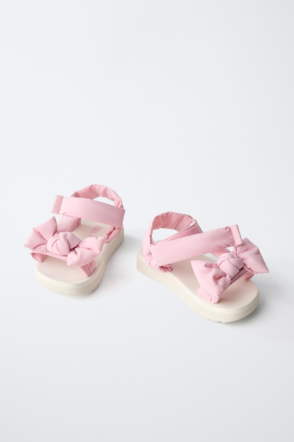 САНДАЛИИ С БАНТОМ И УПЛОТНЕННЫМИ РЕМЕШКАМИ