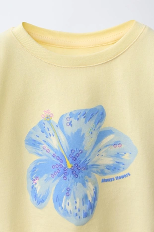 Футболка с бахромой, цветочным принтом и пайетками- Заказать в России