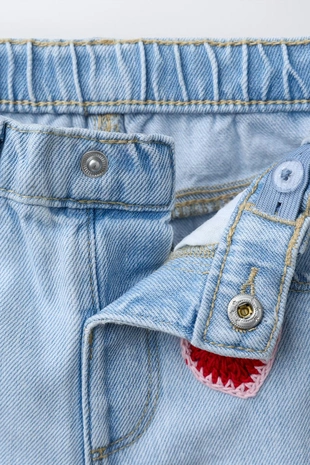 Джинсовые шорты с вязаными сердечками- Заказать в России