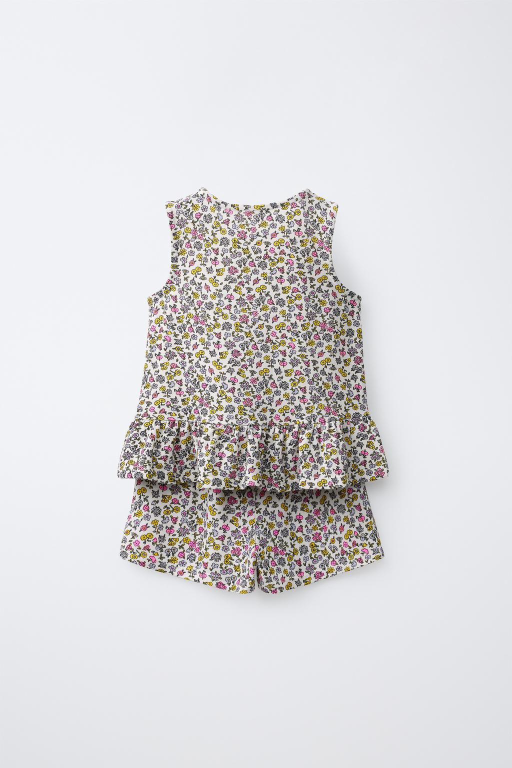 КОМПЛЕКТ ИЗ ФУТБОЛКИ И ШОРТОВ С ЦВЕТОЧНЫМ ПРИНТОМ