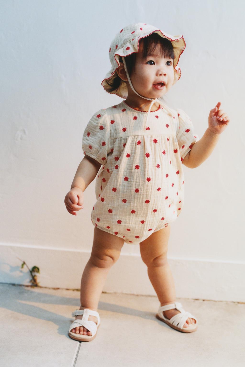 КОМБИНЕЗОН С ВЫШИВКОЙ «ЦВЕТЫ»