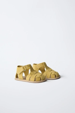 Сандалии в кожаной клетке