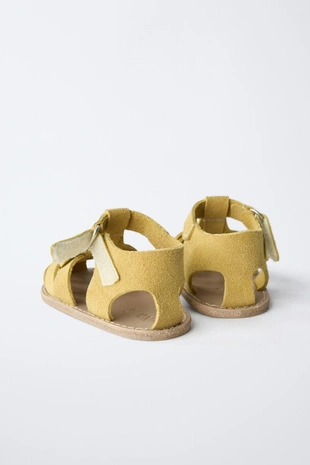 Сандалии в кожаной клетке