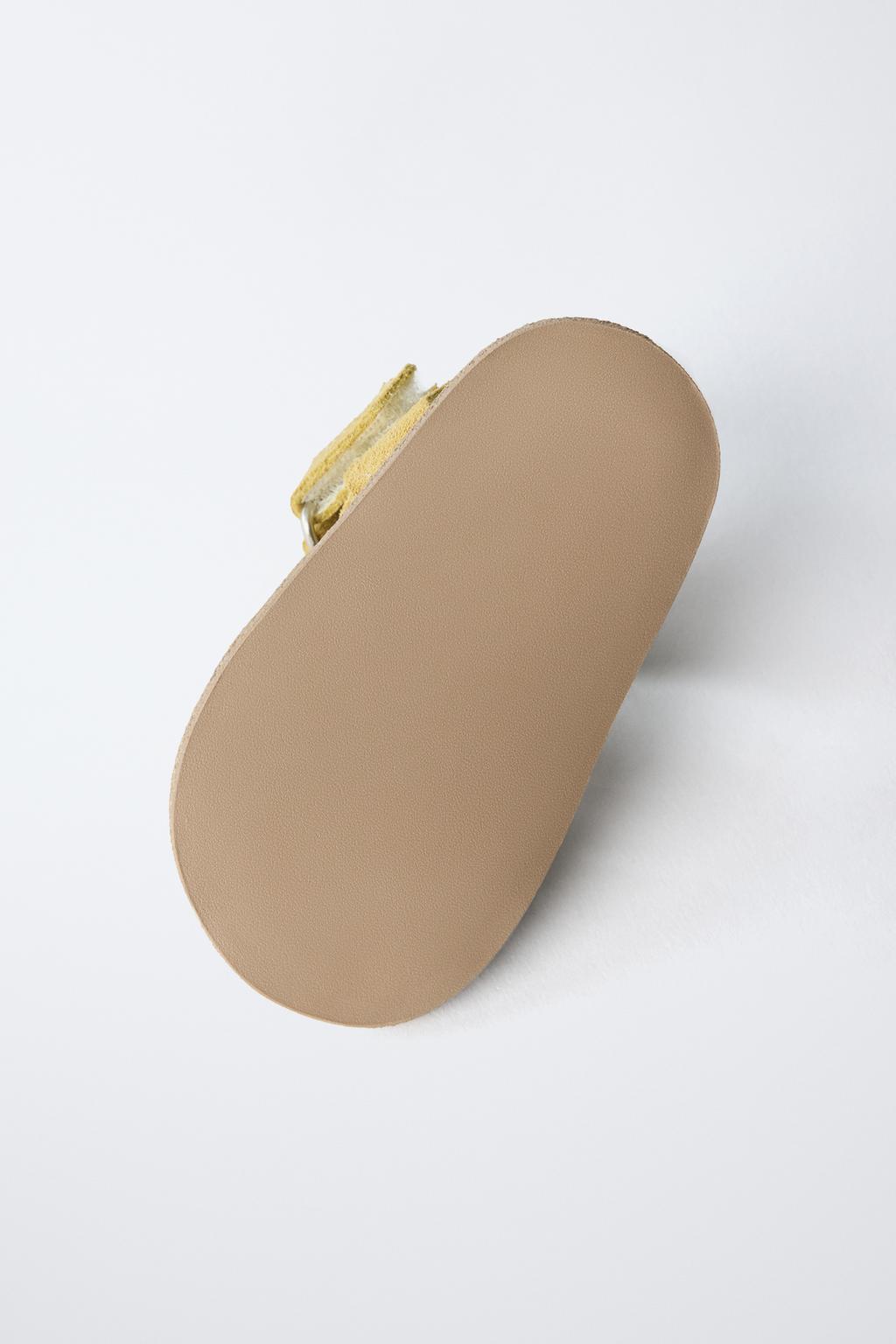 Сандалии в кожаной клетке