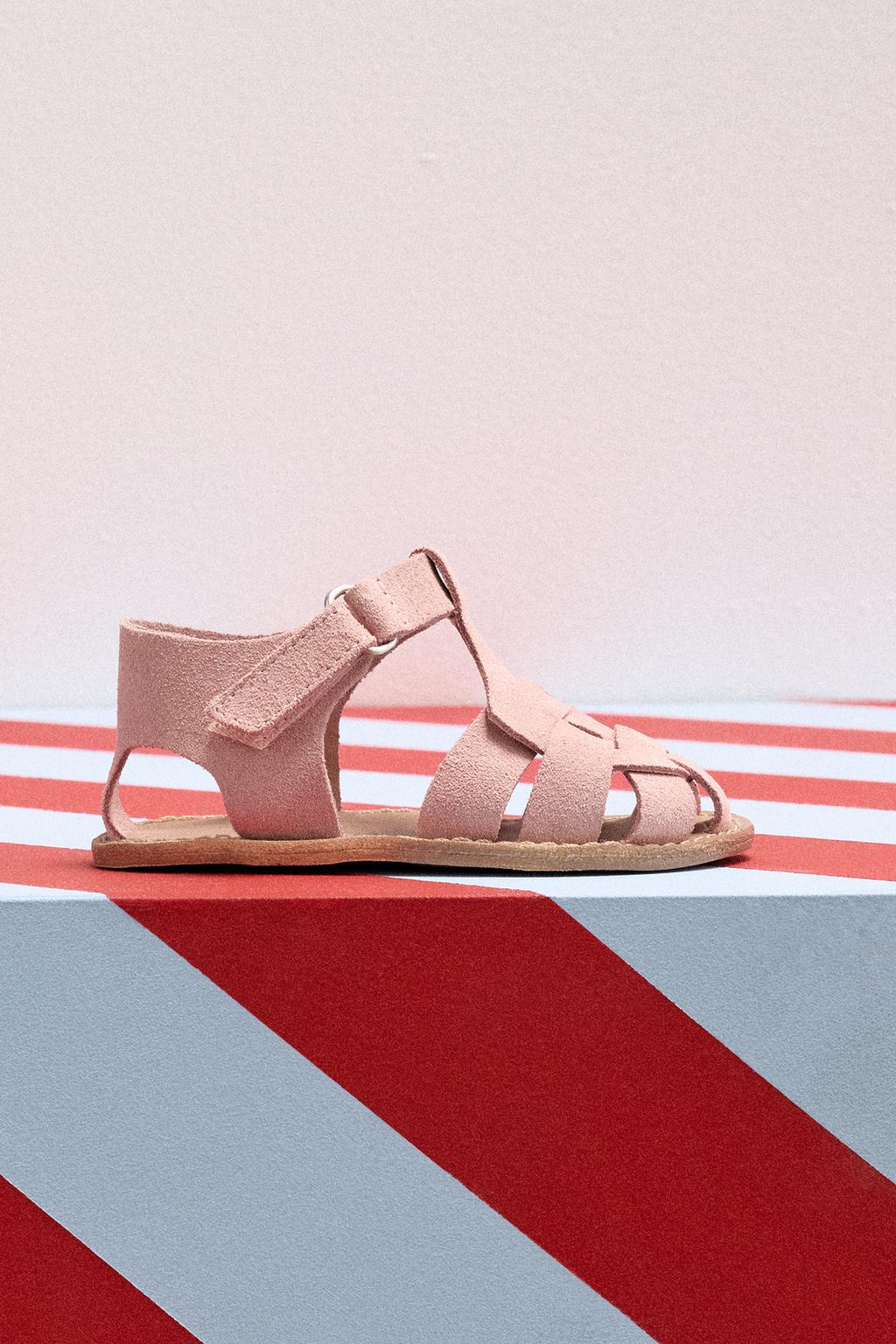 Сандалии из кожи с кожаной клеткой