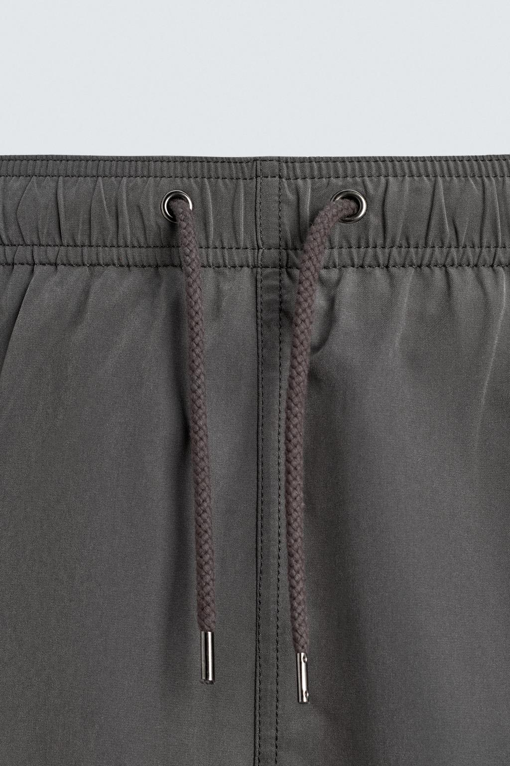 ПЛАВКИ С МЕТАЛЛИЧЕСКИМИ ЛЮВЕРСАМИ