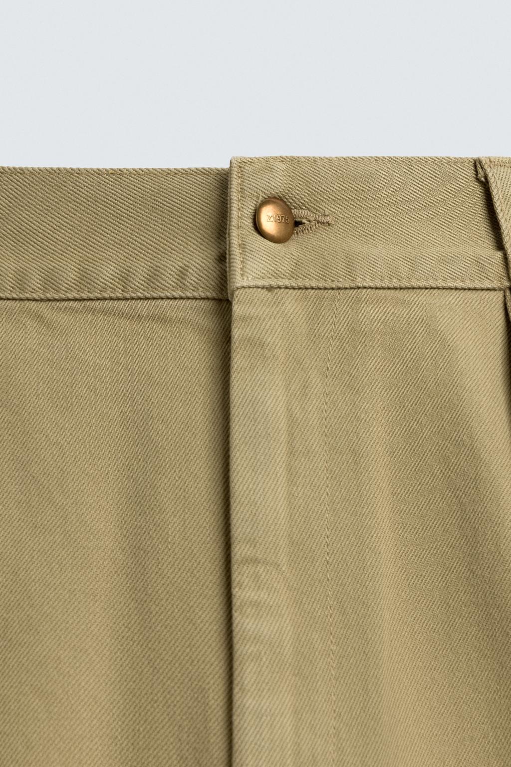 ШОРТЫ  СО СКЛАДКАМИ