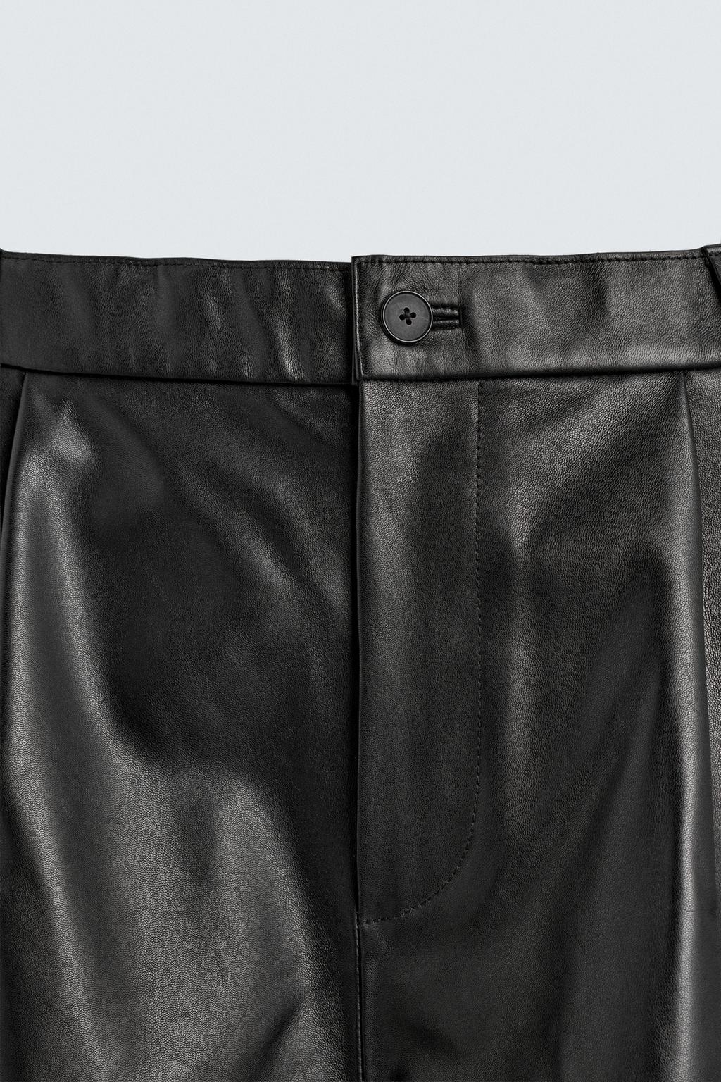 ШОРТЫ RELAXED FIT ИЗ КОЖИ СО СКЛАДКАМИ