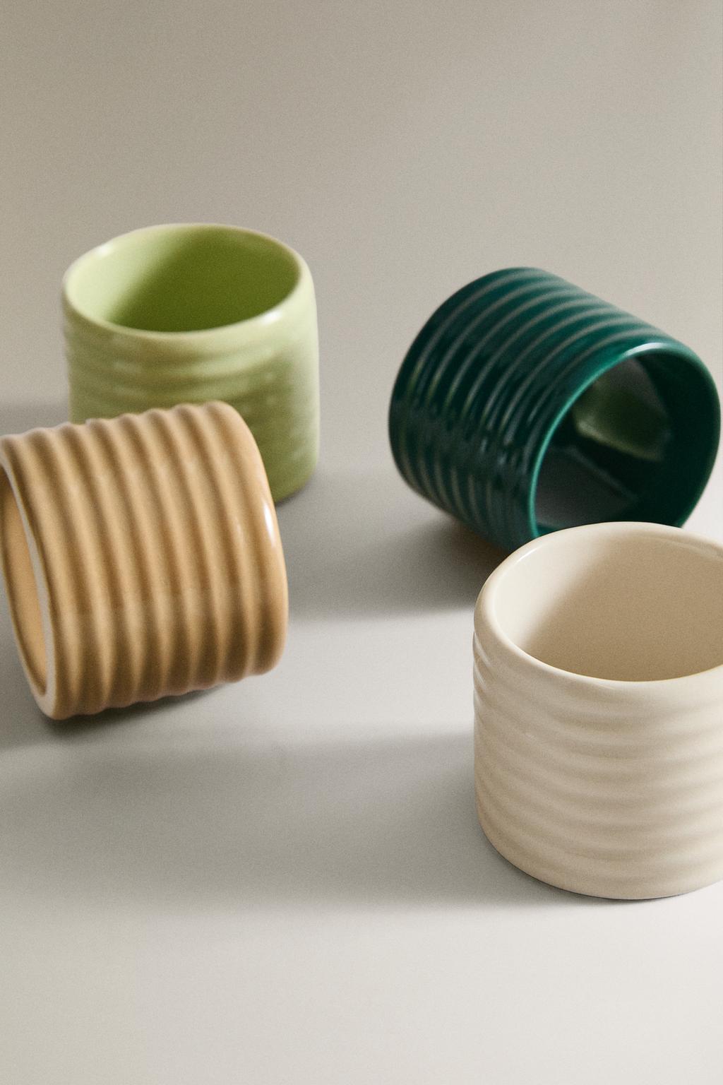 Набор керамических кольц для салфеток с рельефным дизайном (набор из 4)