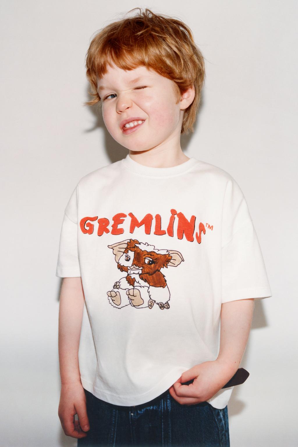 ФУТБОЛКА С ИЛЛЮСТРАЦИЕЙ GREMLINS™ & © X DYLAN´S T-SHIRT CLUB X ZARA