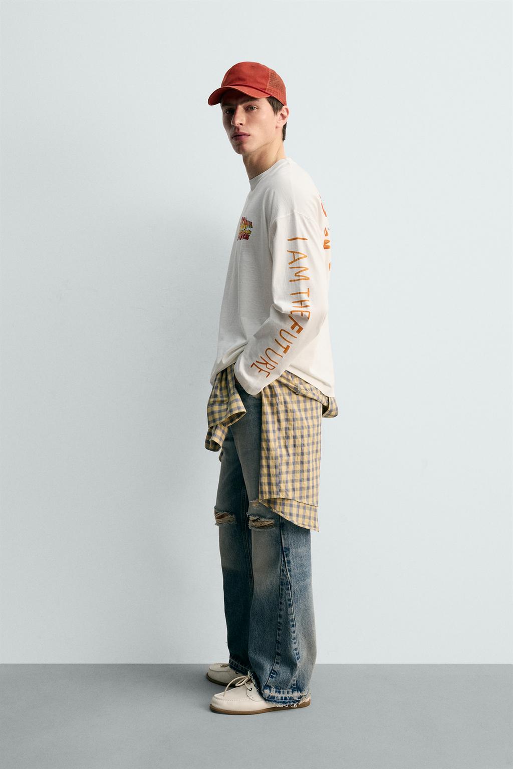 Футболка свободного кроя © UCS LLC and Amblin