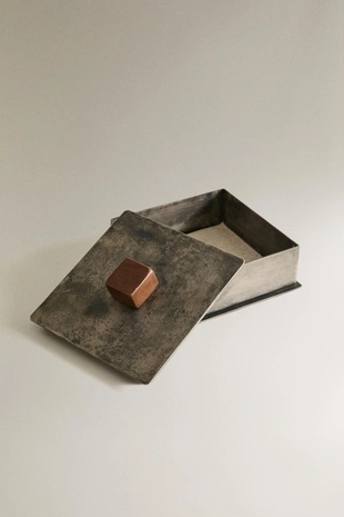 Металлический ящик с деревянной ручкой- Заказать в России