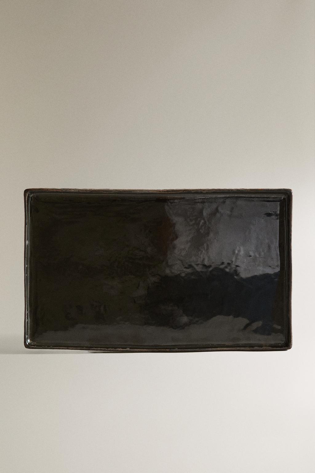 Черный керамический поднос