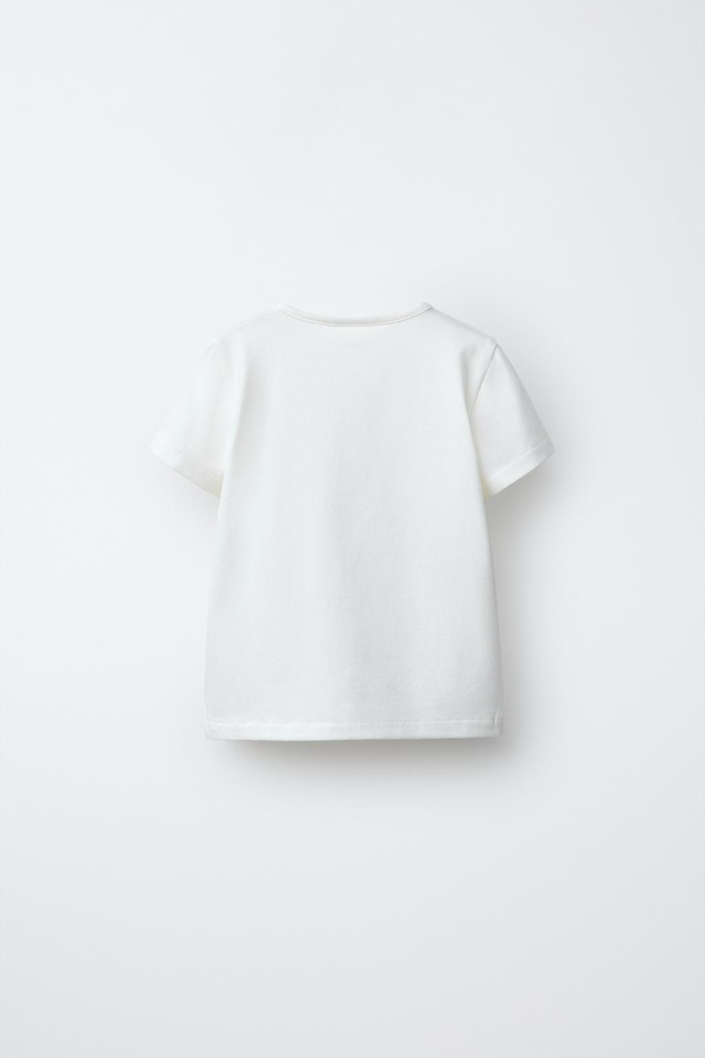 ФУТБОЛКА С ВЫРЕЗАМИ «СЕРДЕЧКИ»