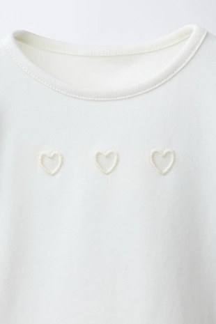 Футболка с вырезами «сердечки»- Заказать в России