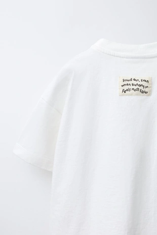 Футболка с вязаным карманом крючком- Заказать в России