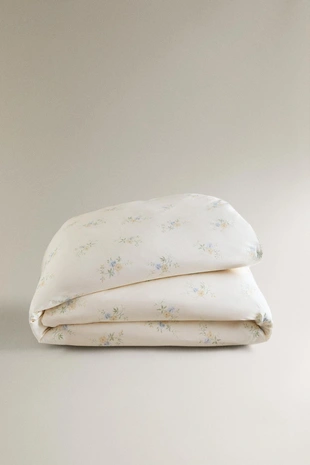 Покрывало с букетом цветов из сатина- Заказать в России