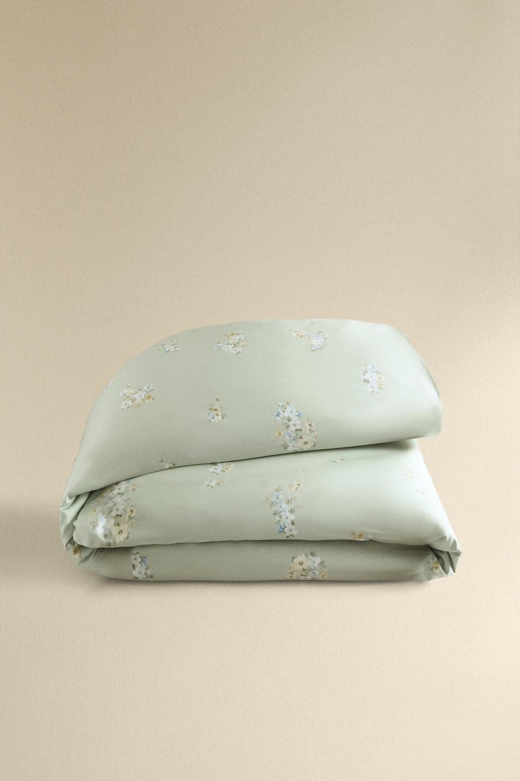 Покрывало из сатина с диким цветочным узором