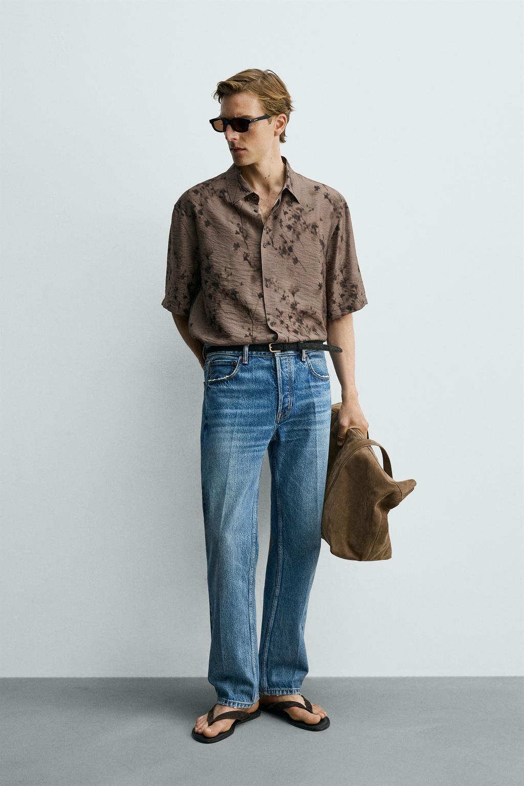 РУБАШКА СТРУЯЩЕГОСЯ КРОЯ С АБСТРАКТНЫМ ПРИНТОМ