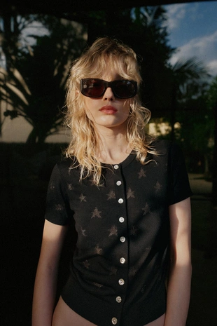 Кардиган с короткими рукавами и звездами- Заказать в России