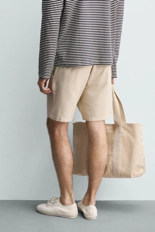 Шорты Regular Fit из рельефной ткани- Заказать в России