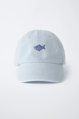 Джинсовая кепка с вышивкой «рыба»- Заказать в России