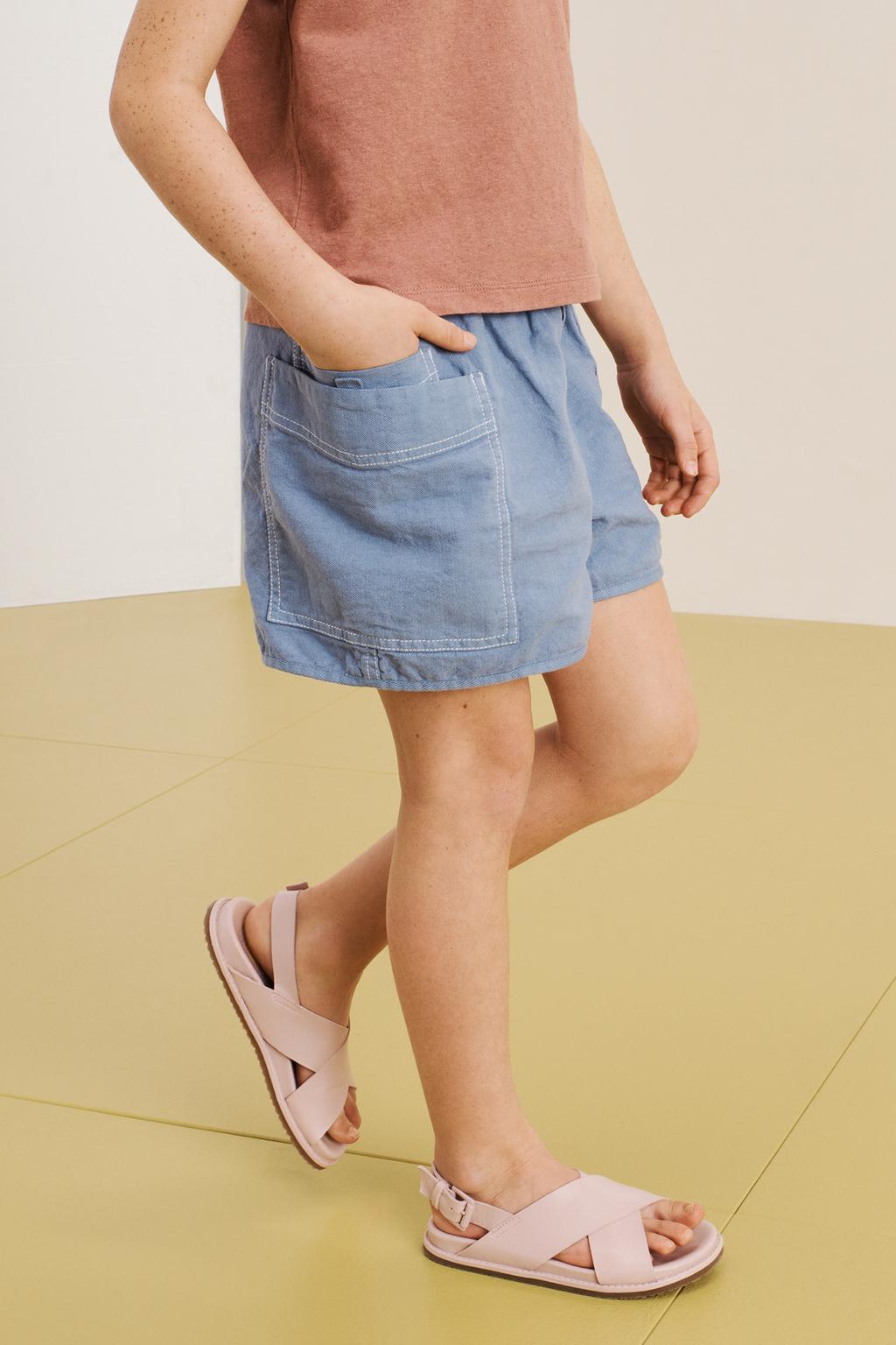 Шорты бермуды из хлопка и льна