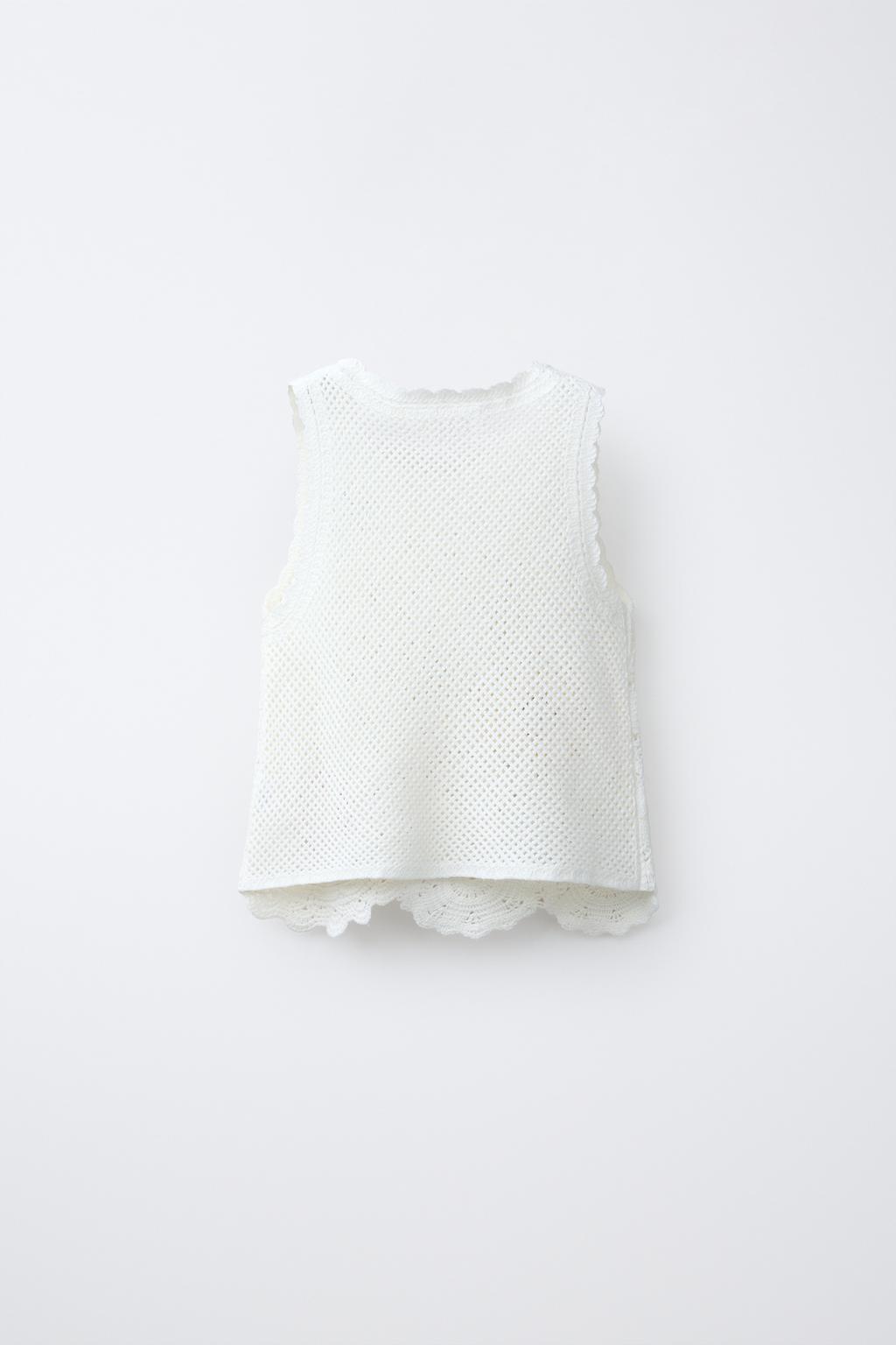 ТОП ИЗ КРУЖЕВА КРОШЕ С ЦВЕТАМИ