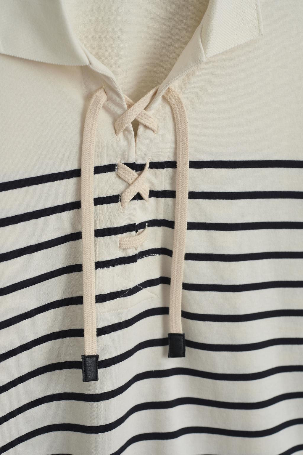 Свитшот с лацканами и завязкой strppd tshrt crds