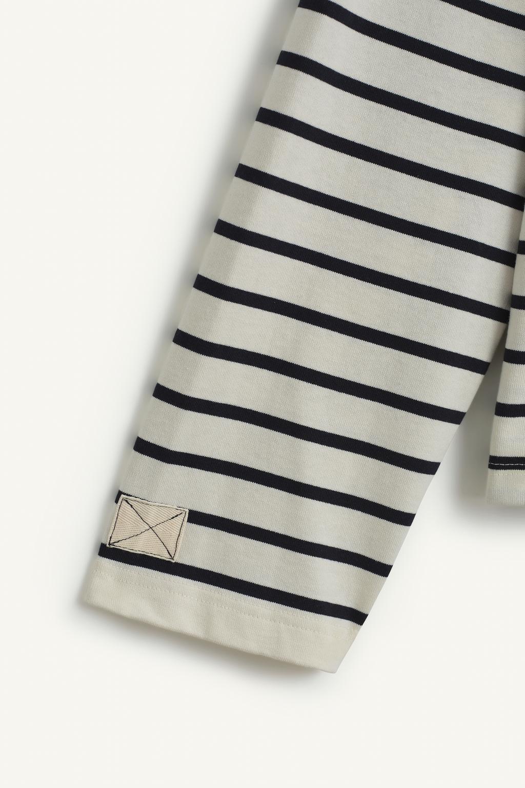 Свитшот с лацканами и завязкой strppd tshrt crds