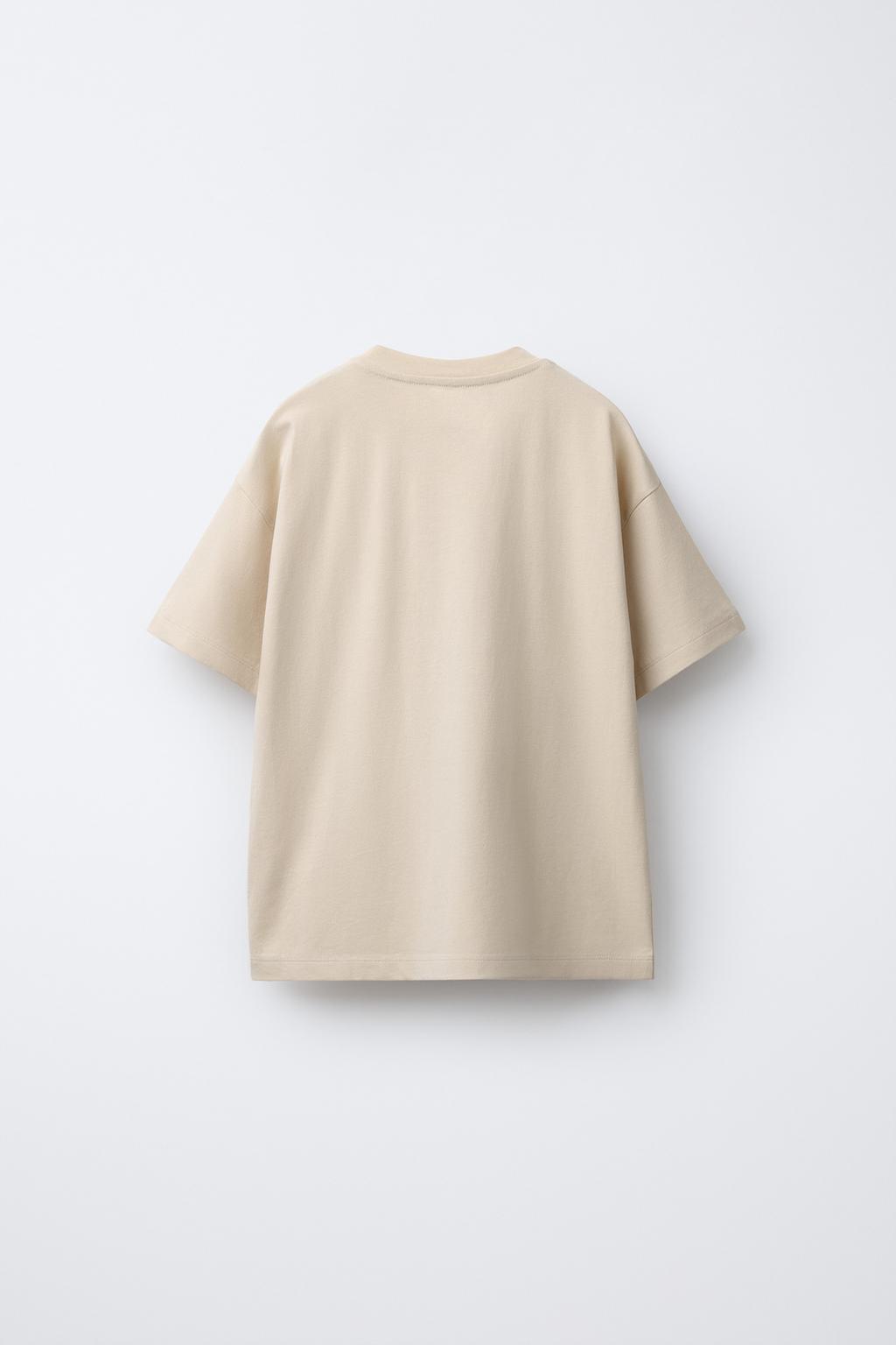 ФУТБОЛКА С РЕЛЬЕФНОЙ НАДПИСЬЮ