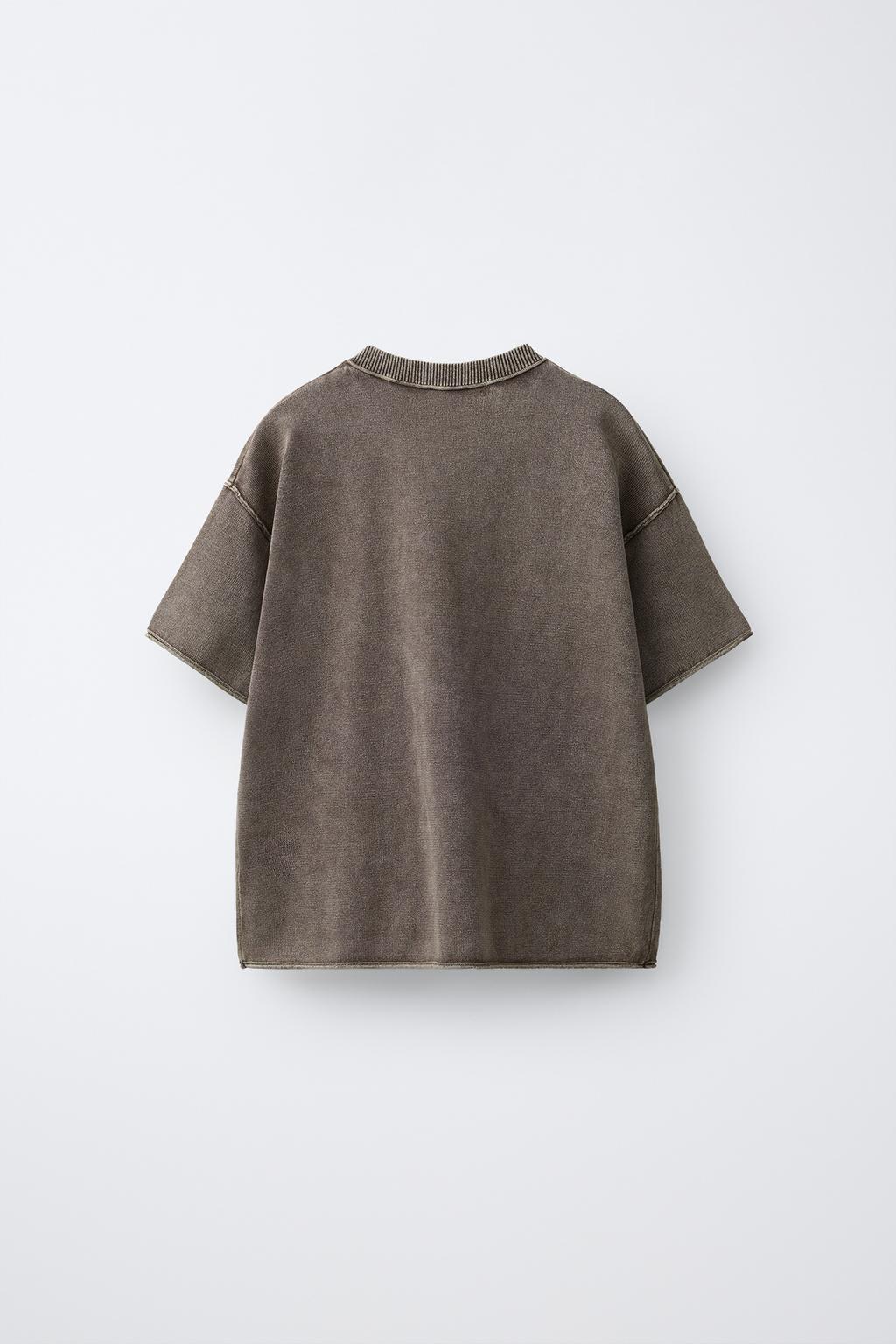 ФУТБОЛКА ИЗ ТРИКОТАЖА С ЭФФЕКТОМ ПОТЕРТОСТИ