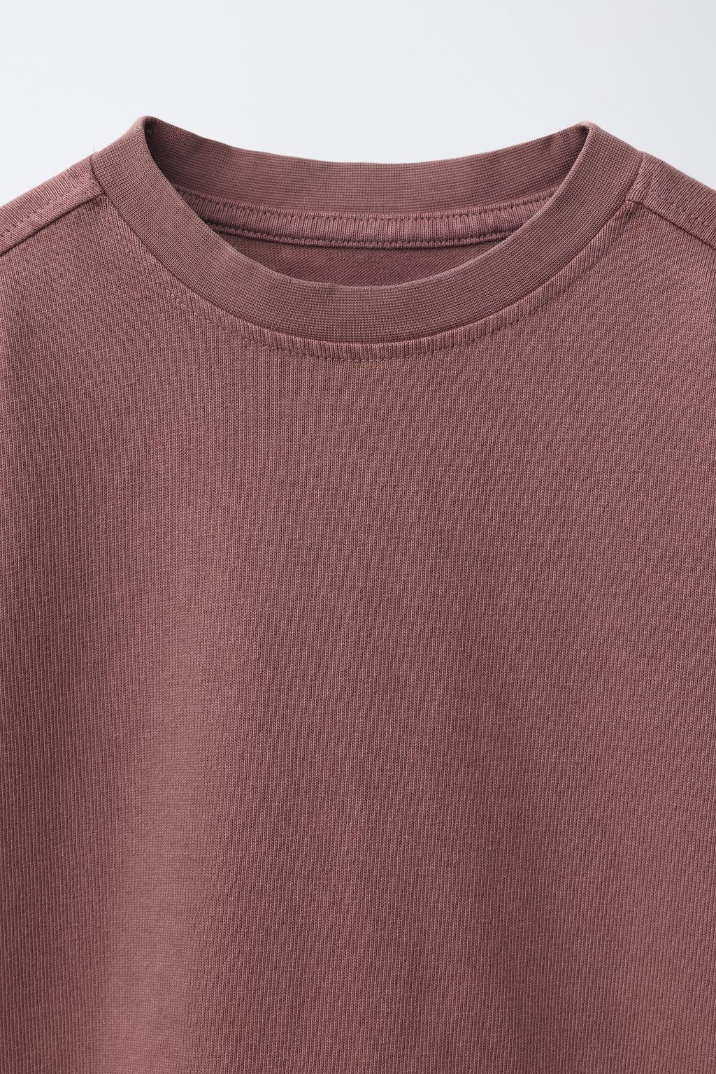 КОМПЛЕКТ ИЗ ФУТБОЛКИ И ШОРТОВ, ОКРАШЕННЫХ В ГОТОВОМ ВИДЕ