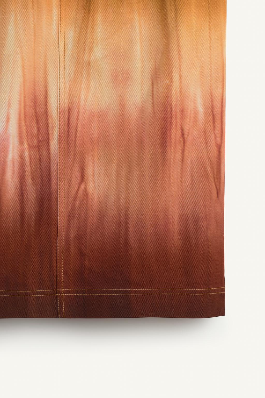 Юбка средней длины с принтом