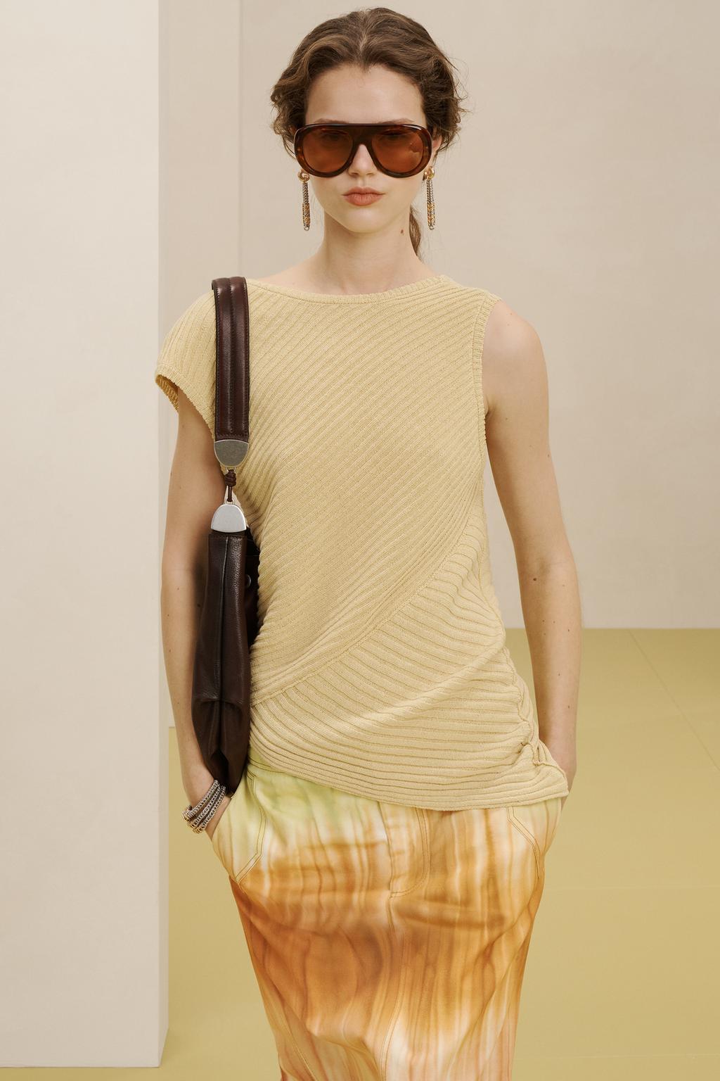 Юбка средней длины с принтом