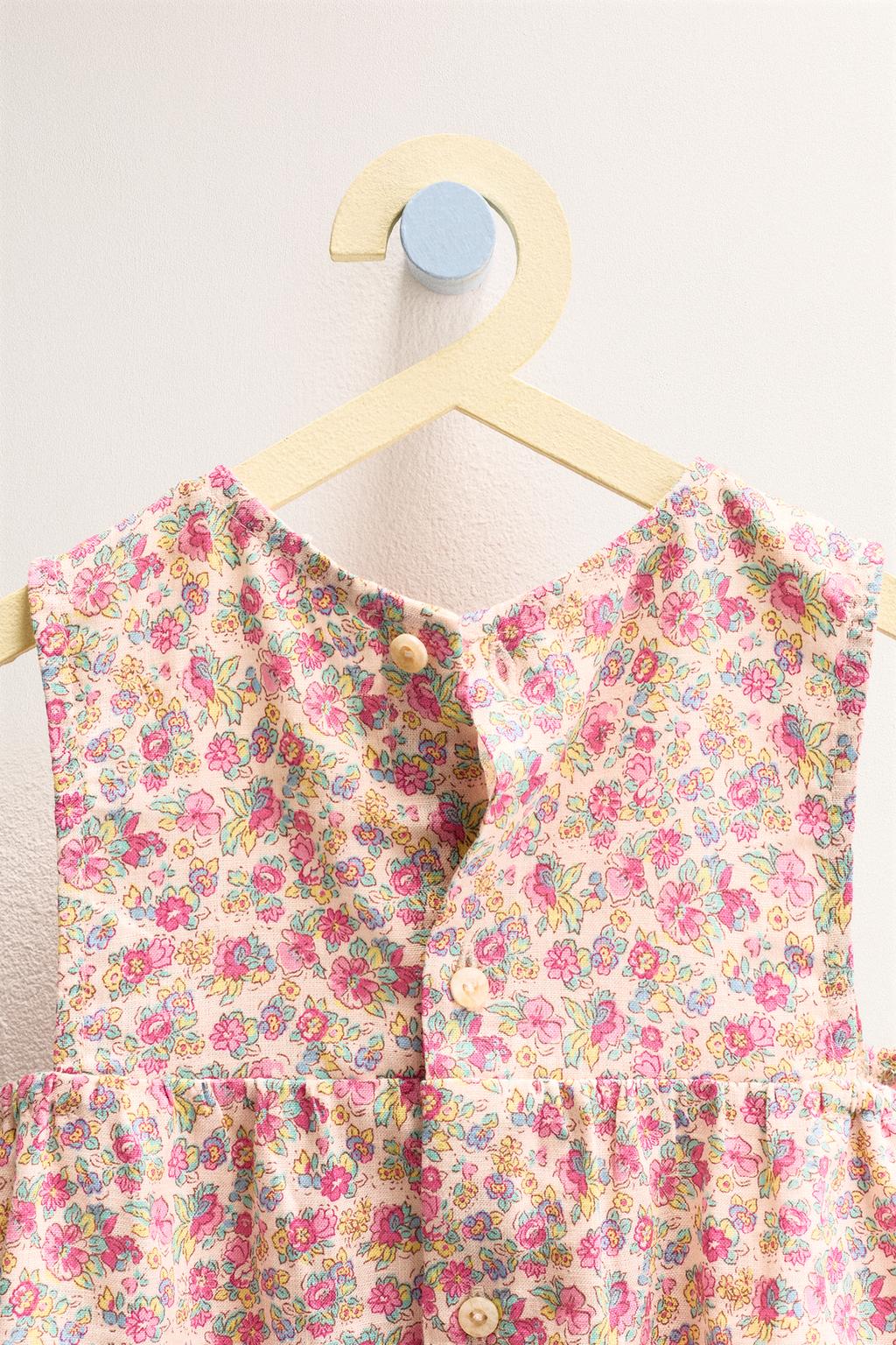 Zara «Timeless» - КОСТЮМ ИЗ ЛЬНА С ЦВЕТОЧНЫМ ПРИНТОМ