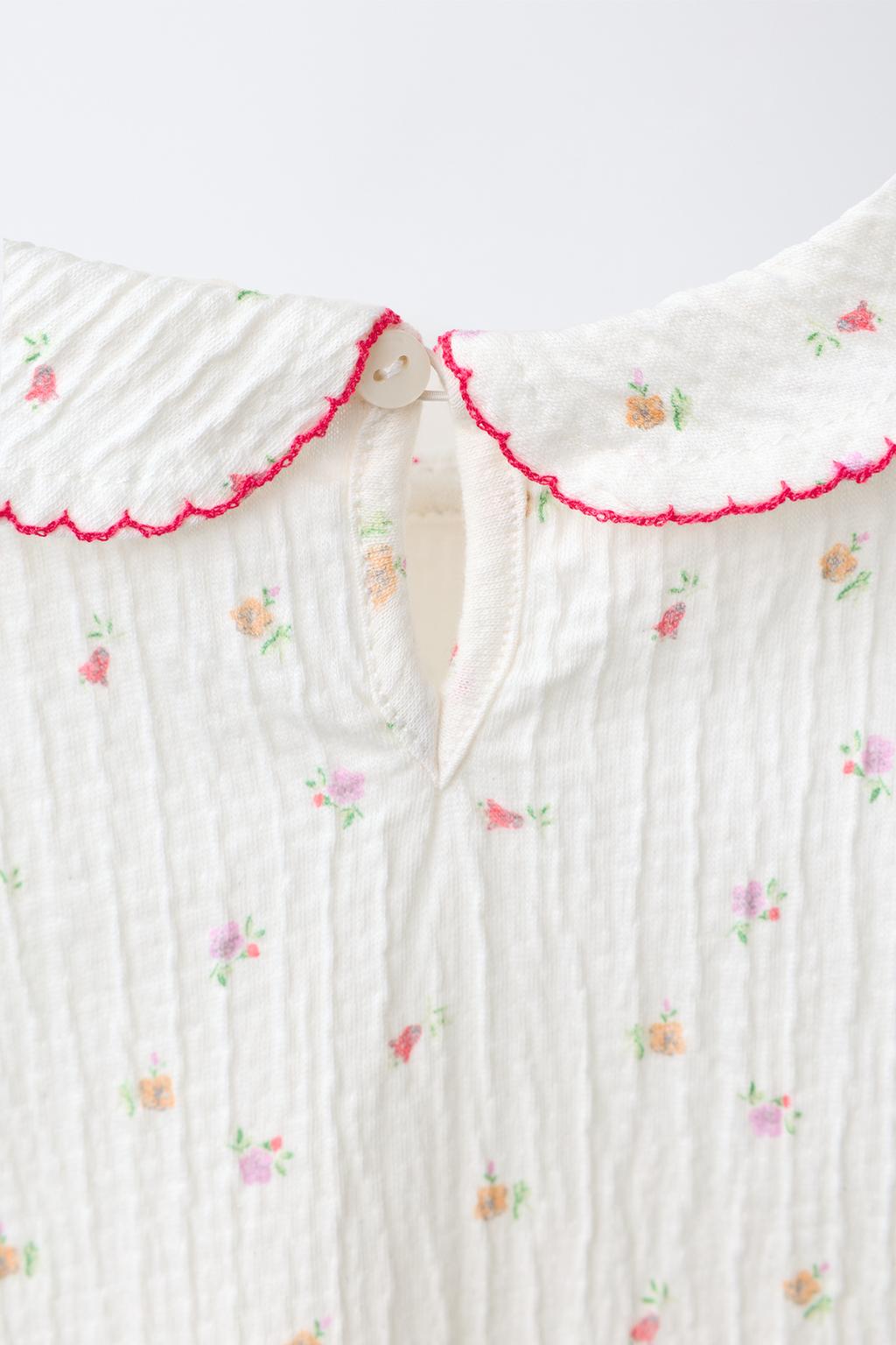 ФУТБОЛКА С ЦВЕТОЧНЫМ ПРИНТОМ